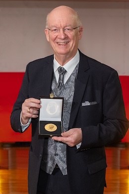 Prof. Wahlster Wins 2025 Rudolf Diesel Medal